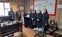 تجلیل از مدیر و کارکنان شبکه بهداشت پلدختر در حوزه جوانی جمعیت